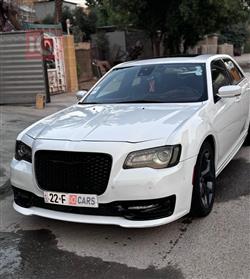 کرایسلەر 300